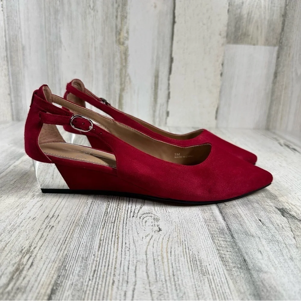 New Linea Paolo Velia Low Wedge Pump Red Suede‎ #157